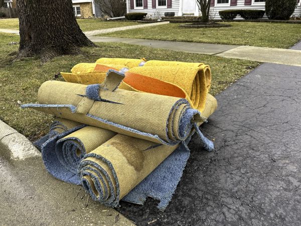 Carpet Haul Away Service in Kernersville